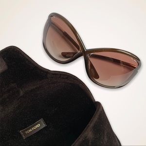 Withney shades by Tom Ford